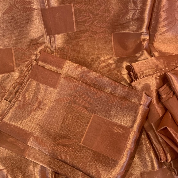 Beautiful curtain panels set of 4 - Picture 3 of 9